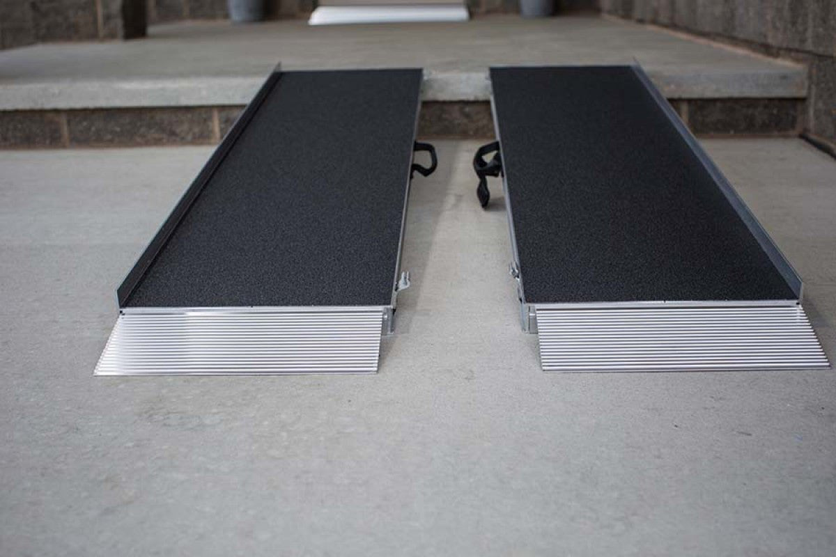 2' Portable Suitcase Ramp - CornellSurgical.com